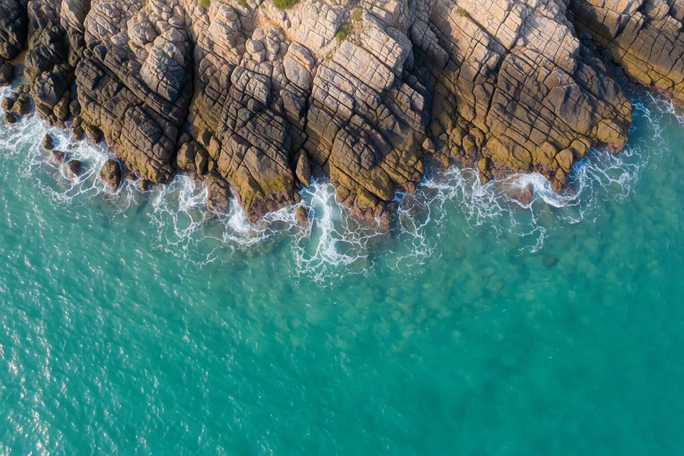 Coastline · 8K/60